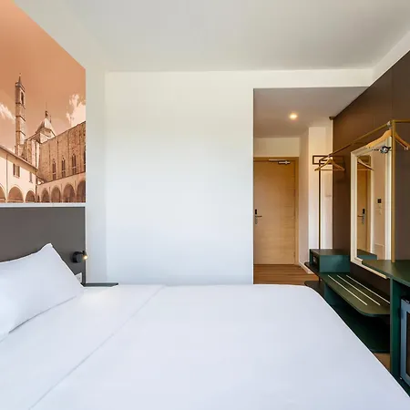 Hotel B&B Hotel Ascoli Piceno 3*