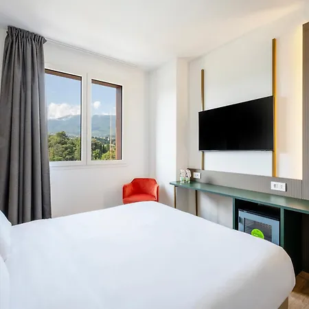Отель B&B Hotel Ascoli Piceno 3*
