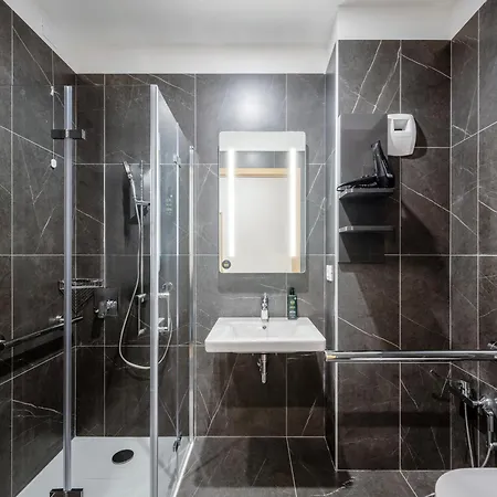 B&B Hotel Ascoli Piceno 3* Асколи-Пичено
